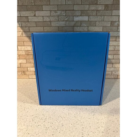 Acer Windows Mixed Reality Headset & Controllers Ah101 new open box - Picture 2 of 7